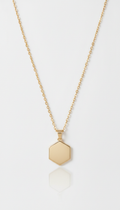 Collar de oro champán con colgante hexagonal